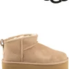 UGG Ultra Mini Platform