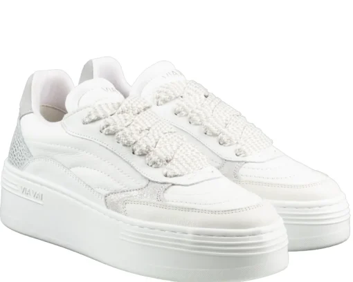 VIA VAI Isa Josie Sneakers